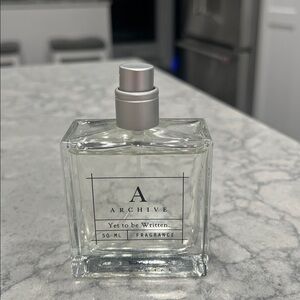 NWT ARCHIVE YET TO BE WRITTEN FRAGRANCE Margot Elena 50ml